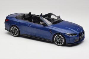 BMW M4 G82 Cabriolet Frozen Portimao Blue Minichamps 1:18 155021030 Métal — image 4 sur 6