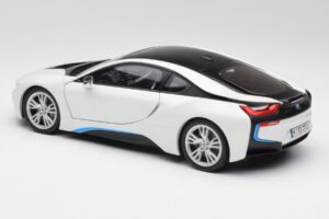 BMW i8 Crystal Blanc Paragon 1:18 80432336841 Métal — image 7 sur 8