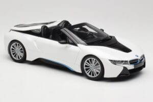 BMW i8 Roadster I15 Blanc Métallisé Minichamps 1:18 155027031 Métal — image 4 sur 6