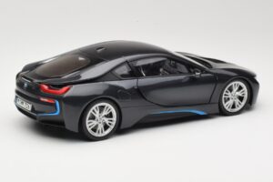 BMW i8 Sophisto Grey Minichamps 1:18 80432336842 Métal — image 3 sur 8