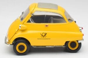BMW Isetta 250 Deutsche Bundespost Revell 1:18 925 Métal — image 4 sur 8