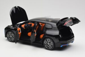 BMW iX Sapphire Black Minichamps 1:18 110023101 Métal — image 5 sur 8