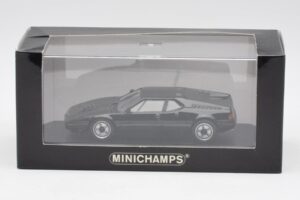 BMW M1 Noir Minichamps 1:43 940025021 Métal — image 4 sur 4