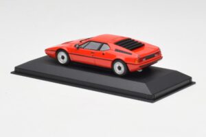 BMW M1 Rouge Minichamps 1:43 430025022 Métal — image 3 sur 4