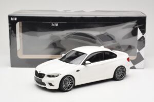 BMW M2 Competition F87 Blanc Minichamps 1:18 155028000 Métal — image 6 sur 6