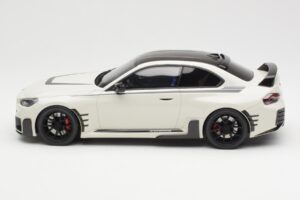 BMW M2 G87 M Performance Blanc GT Spirit 1:18 GT476 Résine — image 3 sur 6