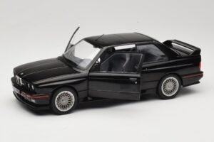 BMW M3 E30 Sport Evo Noir Solido 1:18 S1801501 Métal — image 2 sur 8