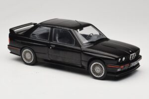 BMW M3 E30 Sport Evo Noir Solido 1:18 S1801501 Métal — image 6 sur 8