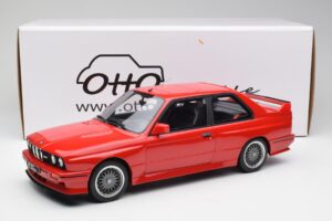 BMW M3 E30 Sport Evolution Rouge Otto 1:12 G033 Résine — image 6 sur 6