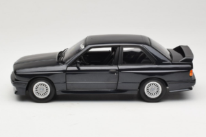 BMW M3 E30 Sport Evolution Blue Metallic Minichamps 1:18 180020308 Métal — image 4 sur 8