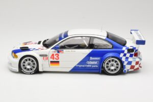 BMW M3 E46 GTR #24 D. Muller / J. Muller / H.-J. Stuck ALMS 2001 Minichamps 1:18 80430139184 Métal — image 4 sur 8