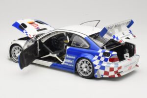 BMW M3 E46 GTR #24 D. Muller / J. Muller / H.-J. Stuck ALMS 2001 Minichamps 1:18 80430139184 Métal — image 5 sur 8