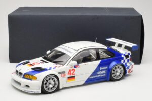 BMW M3 E46 GTR #42 J. Muller / J.J. Lehto ALMS 2001 Minichamps 1:18 80430139183 Métal — image 8 sur 8