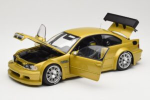 BMW M3 E46 GTR Street Phoenix Yellow Minichamps 1:18 80430309444 Métal — image 2 sur 8