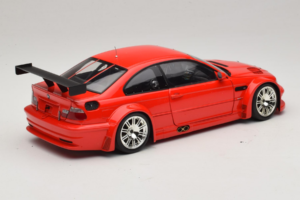 BMW M3 E46 GTR Street Rouge Minichamps 1:18 100012101 Métal — image 3 sur 8