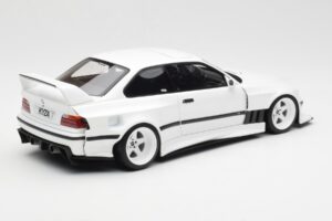 BMW M3 GTR E36 Khyzyl Saleem Alpine Blanc Otto 1:18 OT1051 Résine — image 2 sur 6