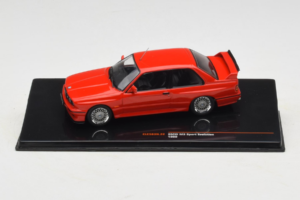 BMW M3 E30 Sport Evolution Rouge IXO 1:43 CLC583N Métal