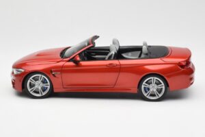 BMW M4 F83 Cabriolet Sakhir Orange Paragon 1:18 PA-97111 Métal — image 4 sur 8