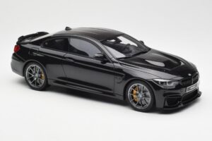 BMW M4 F82 CS Noir GT Spirit 1:18 GT845 Résine — image 4 sur 6