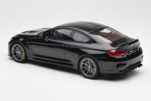 BMW M4 F82 CS Noir GT Spirit 1:18 GT845 Résine — image 5 sur 6