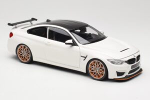 BMW M4 F82 GTS Alpine White Minichamps 1:18 110025221 Métal — image 6 sur 8
