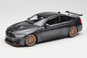 BMW M4 F82 GTS Mineral Grey Metallic Minichamps 1:18 110025222 Métal