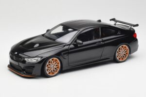 BMW M4 F82 GTS Sapphire Black Metallic Minichamps 1:18 110025220 Métal