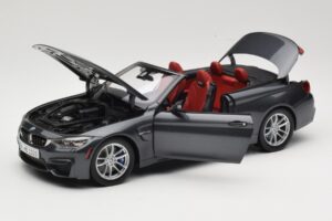 BMW M4 F83 Cabriolet Mineral Grey Paragon 1:18 80432339610 Métal — image 2 sur 8