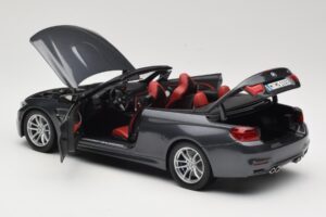 BMW M4 F83 Cabriolet Mineral Grey Paragon 1:18 80432339610 Métal — image 5 sur 8