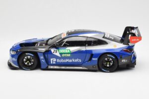BMW M4 G82 GT3 Schubert Motorsport #25 P. Eng DTM 2022 Minichamps 1:18 113222025 Métal — image 4 sur 8
