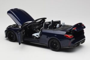BMW M4 G82 Cabriolet Bleu Métallisé Minichamps 1:18 110021031 Métal — image 5 sur 8