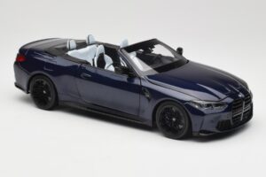 BMW M4 G82 Cabriolet Bleu Métallisé Minichamps 1:18 110021031 Métal — image 6 sur 8