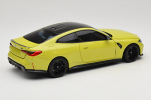 BMW M4 G82 Jaune Édition Concessionnaire Minichamps 1:18 80435A51949-R1 Métal — image 3 sur 10