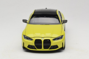 BMW M4 G82 Jaune Édition Concessionnaire Minichamps 1:18 80435A51949-R1 Métal — image 4 sur 10