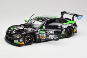 BMW M4 GT3 G82 #10 S. Green / M. Krutten Schubert Motorsport ADAC GT Masters Red Bull Ring Winner 2022 Minichamps 1:18 113222 — image 2 sur 8