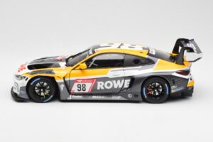 BMW M4 G82 GT3 Rowe Racing #98 ADAC 24 Hours Nürburgring 2022 Minichamps 1:18 113222098 Métal — image 4 sur 8