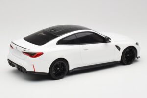 BMW M4 G82 Blanc Minichamps 1:18 155020122 Métal — image 2 sur 6