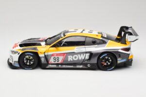 BMW M4 GT3 #98 M. Wittmann / S. van der Linde Rowe Racing ADAC 24h Nurburgring 2023 Minichamps 1:18 113232098 Métal — image 4 sur 8