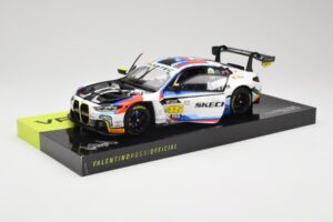BMW M4 GT3 Team WRT #46 V. Rossi / R. Marciello / M. Martin 12 Hours of Bathurst 2024 Minichamps 1:18 113242046 Métal — image 2 sur 8