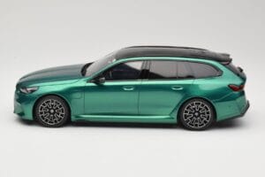 BMW M5 G99 Competition Touring Isle of Man Green GT Spirit 1:18 GT509 Résine — image 3 sur 6