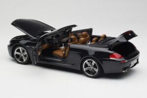 BMW M6 E64 Cabriolet Sapphire Black Kyosho 1:18 80430417424 Métal — image 6 sur 9