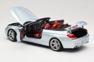 BMW M6 F12 Cabriolet Silverstone Silver Paragon 1:18 8043225656 Métal — image 5 sur 8