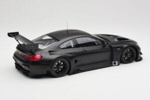 BMW M6 GT3 F13 Plain Body Version Matte Black Minichamps 1:18 155162610 Métal — image 2 sur 6