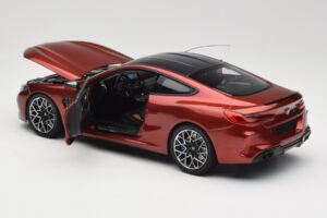 BMW M8 F91 Convertible Storm Bay Metallic Minichamps 1:18 110029020 Métal — image 5 sur 8