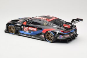 BMW M8 GTE RLL Racing #24 J. Krohn / J. Edwards Class Winners 24 Hours of Daytona 2020 Minichamps 1:18 155202924 Métal — image 5 sur 6