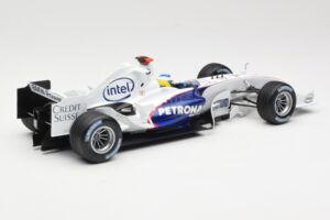 BMW Sauber F1.06 #16 N. Heidfeld Launch Version 2006 Minichamps 1:18 80430413183 Métal — image 2 sur 6