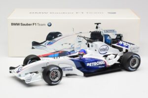 BMW Sauber F1.06 #17 J. Villeneuve Launch Version 2006 Minichamps 1:18 80430413184 Métal — image 6 sur 6
