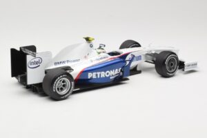 BMW Sauber F1.09 #6 N. Heidfeld Launch Version 2009 Minichamps 1:18 80432154856 Métal — image 2 sur 7
