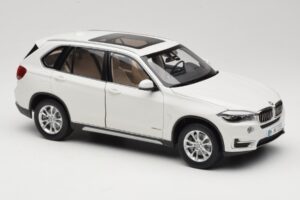 BMW X5 E70 Alpine White Paragon 1:18 PA-97073 Métal — image 6 sur 8