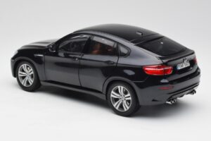 BMW X6 M F86 Noir Kyosho 1:18 80432157613 Métal — image 7 sur 8